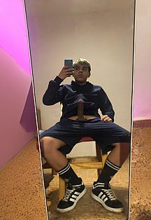 Nikito Escort Masculino