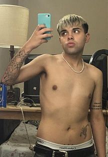 Nikito Escort Masculino