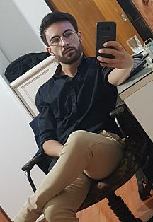 Ariel Escort Masculino