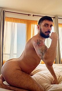 Criss V. Escort Masculino