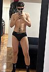Adam Escort Masculino