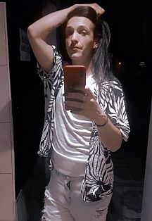 Junior Escort Masculino