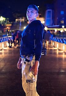 Darrel Escort Masculino