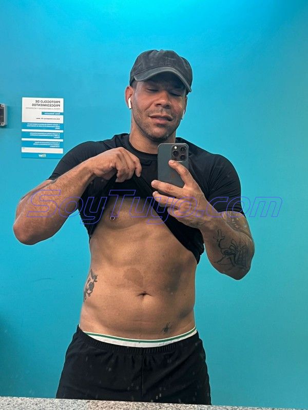 Hi, I am Felipe, Welcome to my profile!