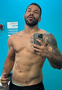 Felipe Escort Masculino