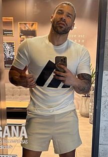 Felipe Escort Masculino
