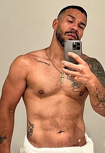 Felipe Escort Masculino