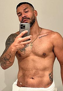 Felipe Escort Masculino