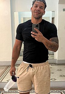 Felipe Escort Masculino