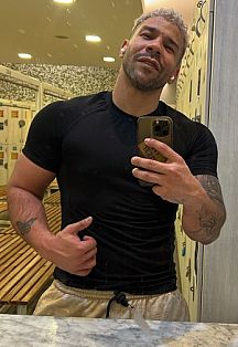 Felipe Escort Masculino