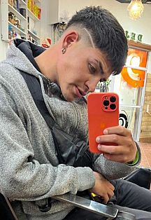 Leonel Apolo  Escort Masculino