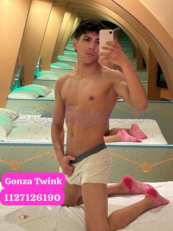 Hi, I am Gonza Twink, Welcome to my profile!