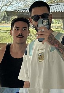 Two Guys Male Masseur