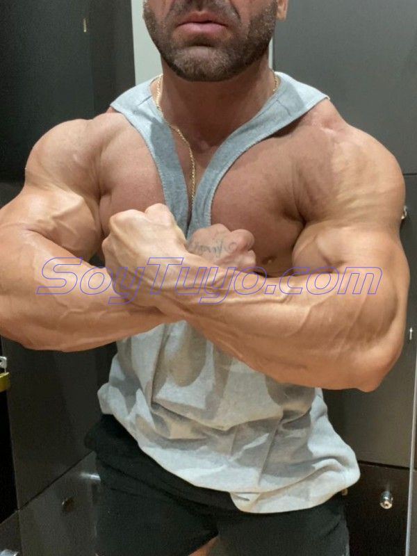 Hola, soy Max Italian, Bienvenido a mi perfil !