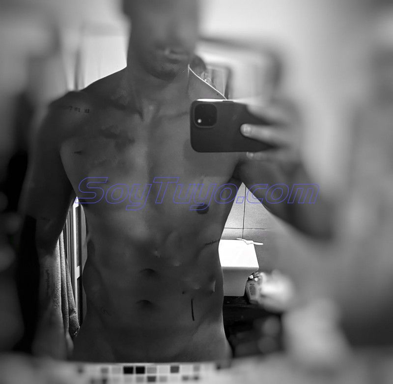 Hola, soy Eze Hot, Bienvenido a mi perfil !