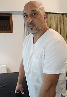 El Tano Masajista masculino