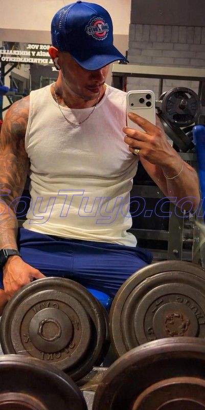 Hola, soy Valentín Arg, Bienvenido a mi perfil !