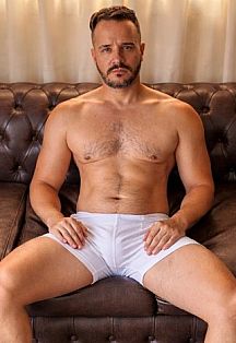 Paul Escort Masculino