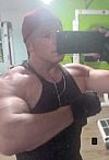 Riki Escort Masculino