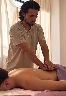 Erosen Masajista masculino