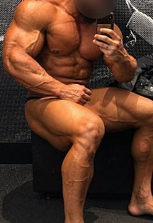 Golden Boy Escort Masculino