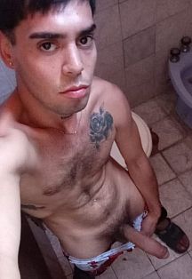 Emiliano 21 x 5 Escort Masculino