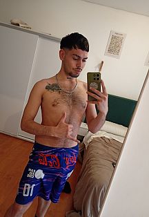 Emiliano 21 x 5 Escort Masculino