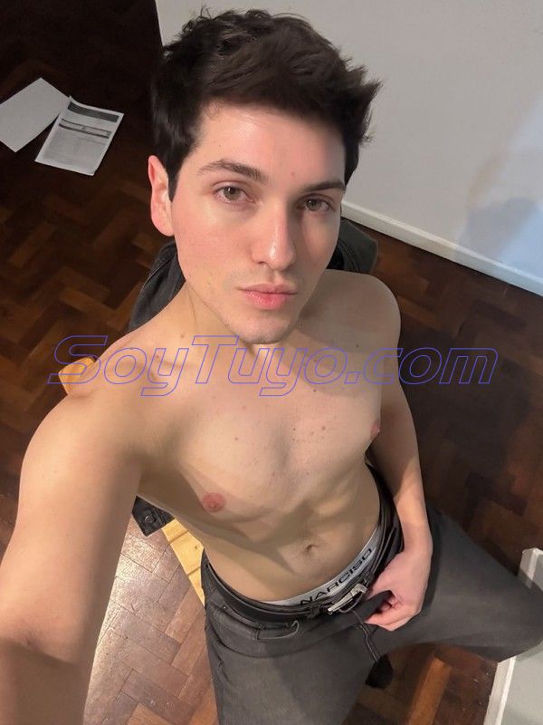 Hola, soy Andy Twink, Bienvenido a mi perfil !