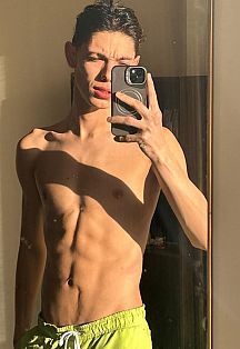 Toni Twink Male Masseur