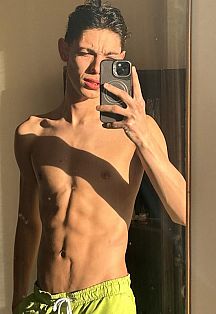 Toni Twink Escort Masculino