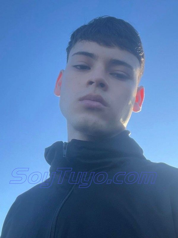 Hola, soy Baby Twink, Bienvenido a mi perfil !