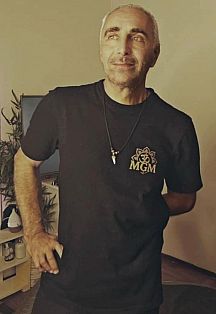 Conde Masajes  Male Masseur