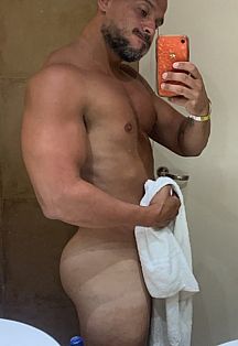 Nano Escort Masculino