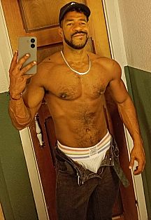 Victor H. Escort Masculino