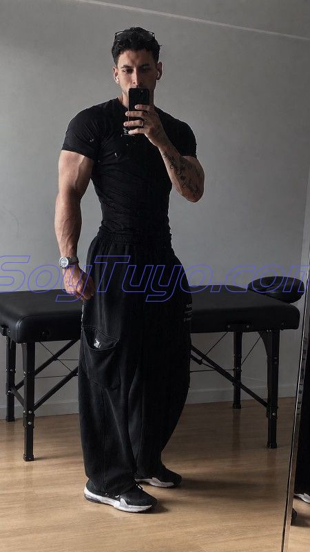 Hola, soy Charly, Bienvenido a mi perfil !