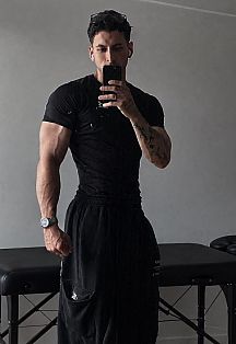Charly Masajista masculino