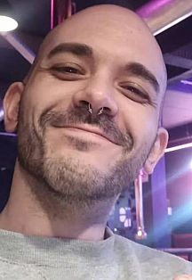 Oni Escort Masculino