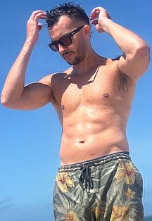 Valen Hetero Escort Masculino