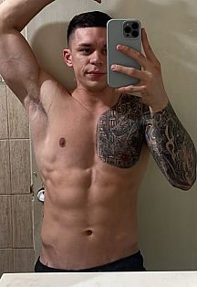 Agus Chuliver Escort Masculino