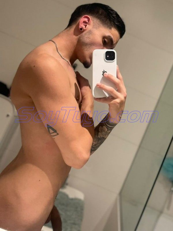 Hola, soy Ema Brown, Bienvenido a mi perfil !